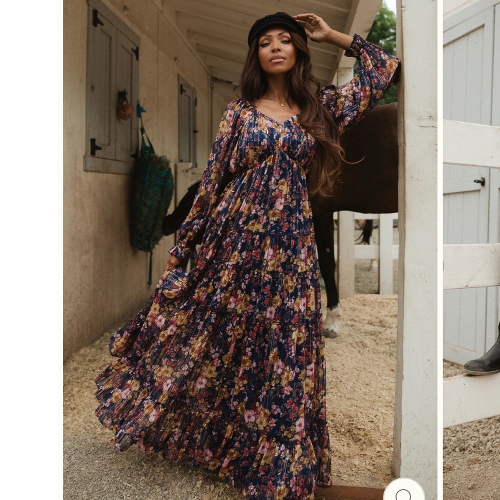 Ivy City Co Floral Maxi Dress - Blue and Pink